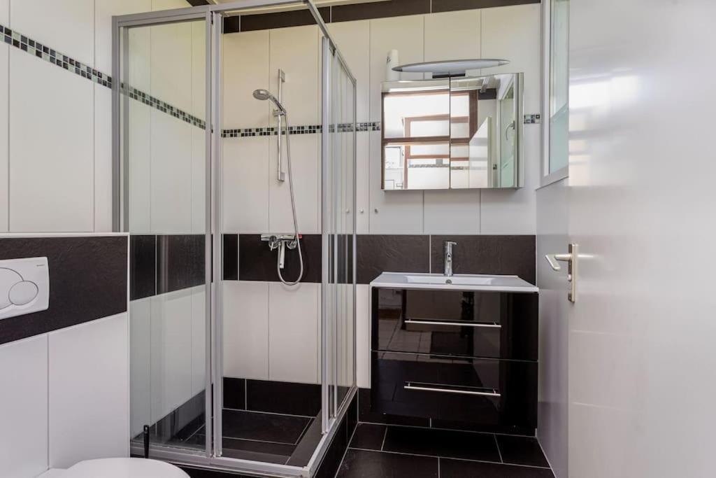 Oemoemenoe - 6 Pers - Sauna - Grote Tuin & Privacy คอร์ทเคเนอ ภายนอก รูปภาพ